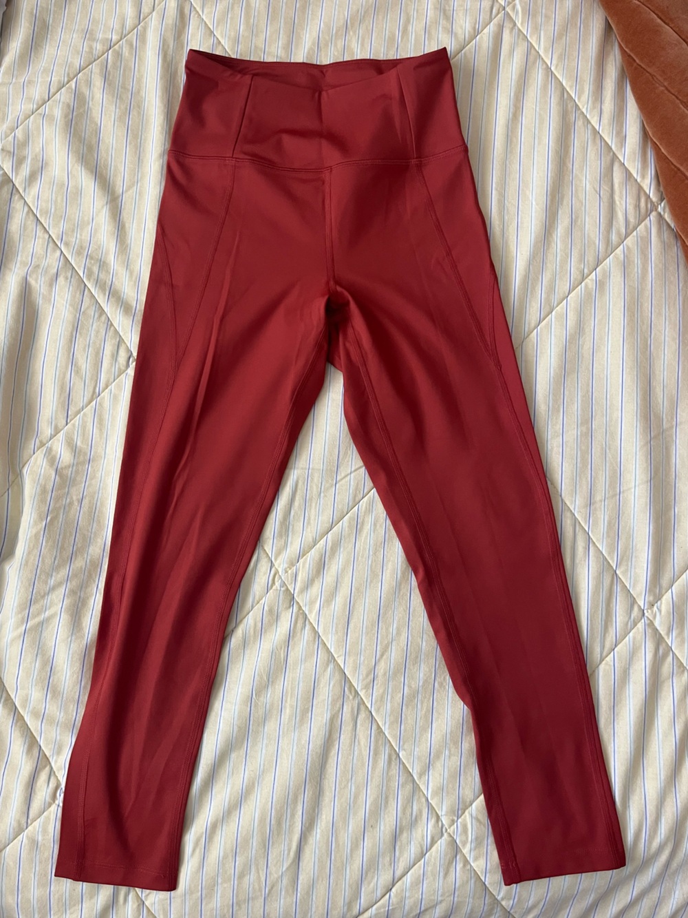 girlfriend collective COMPRESSIVE HIGH-RISE LEGGING  in RED OCHRE